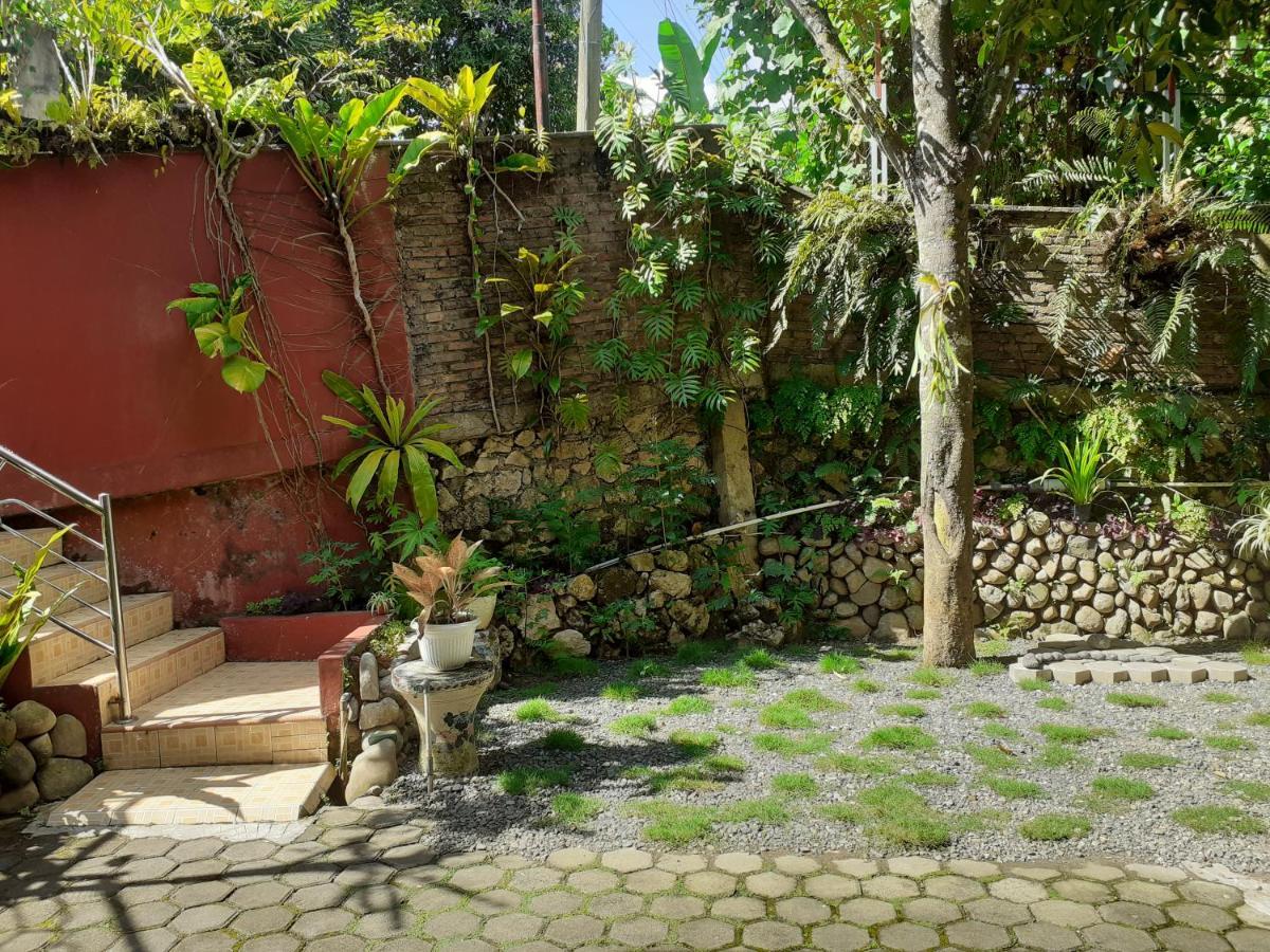 Homestay Riana's